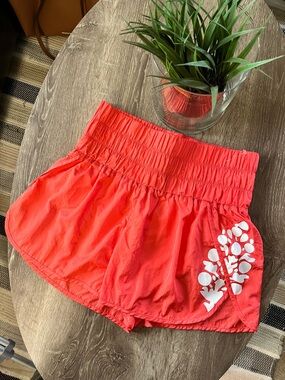 Free People Way Home Short in Flambe Size Large NWOT